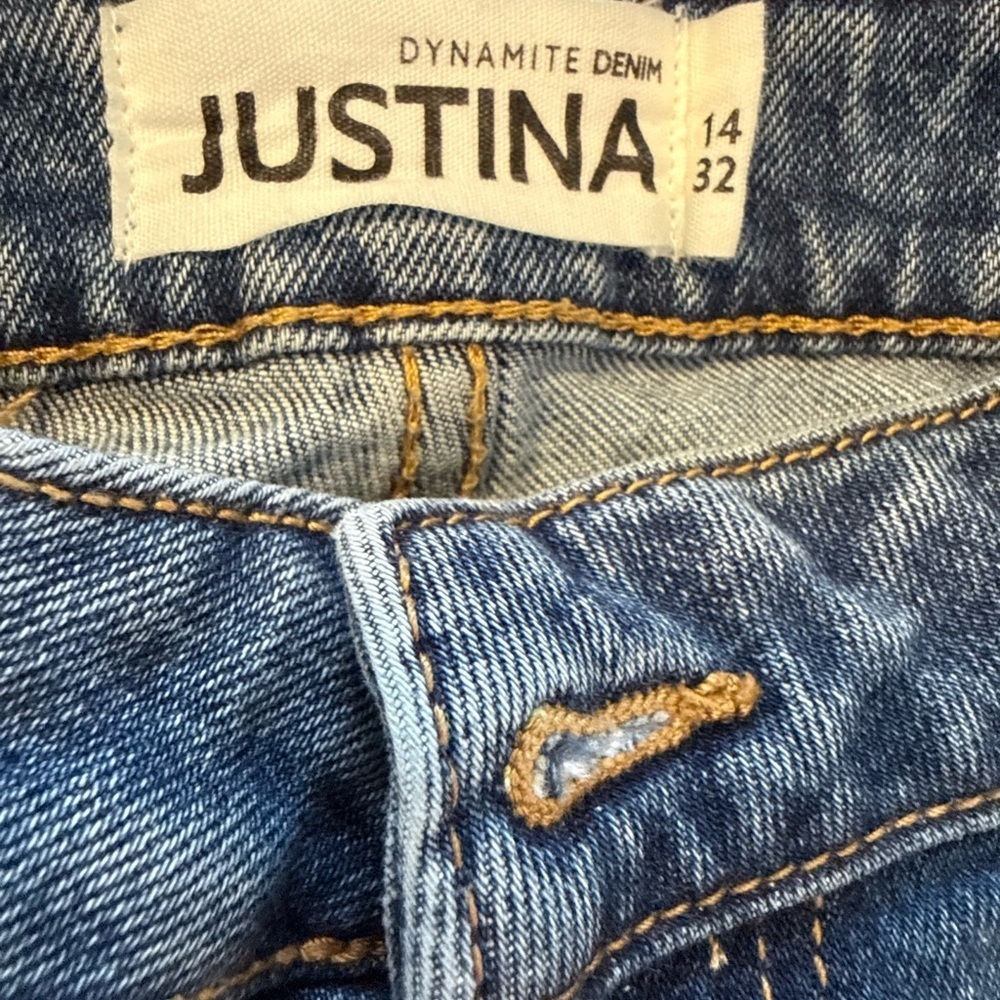 Dynamite Justina Medium Wash Mom Jeans size 14 - Picture 2 of 7